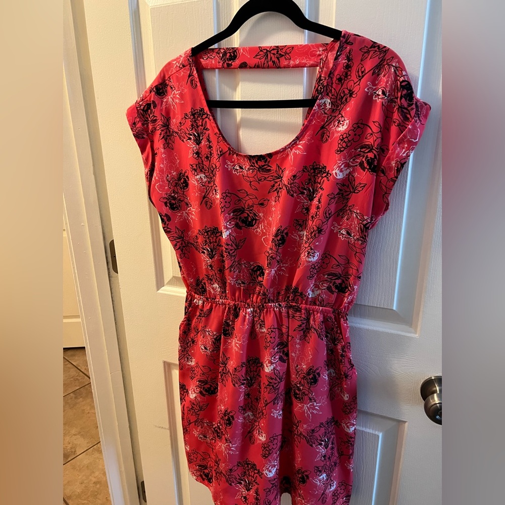 Pink mini dress with pockets
